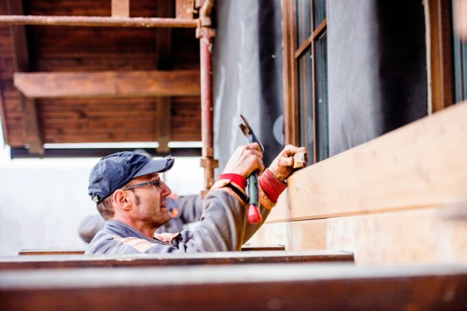 How to Choose the Right Building Company in Gloucester