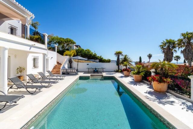 Furnishing a holiday let so it survives the guests Furnishing a holiday let so it survives the guests