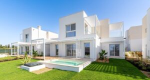 The paperwork behind buying a home in Portugal